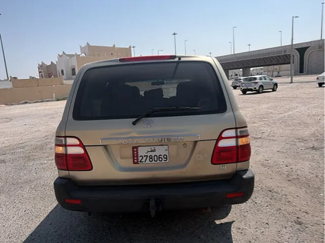 صورة 2004 تويوتا لاند كروزر GX