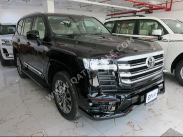Photo of 2025 Toyota Land Cruiser GXR