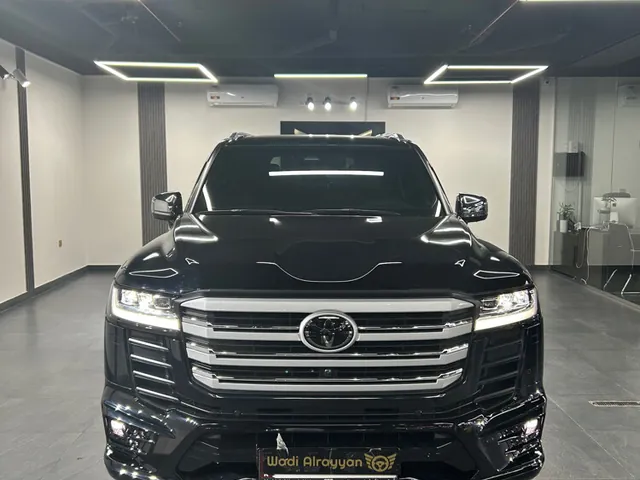 Photo of 2025 Toyota Land Cruiser VXR