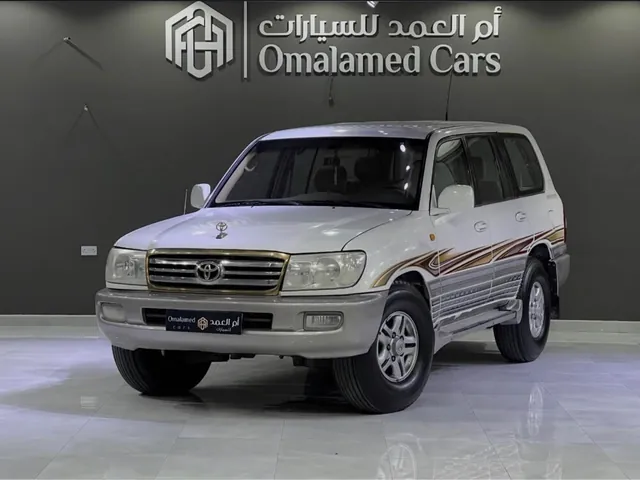 Photo of 2004 Toyota Land Cruiser GXR