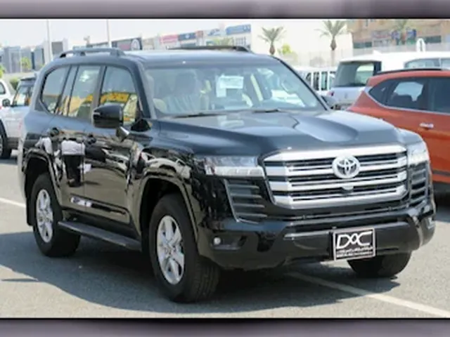 Photo of 2024 Toyota Land Cruiser GXR