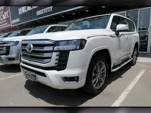 Photo of 2024 Toyota Land Cruiser GXR