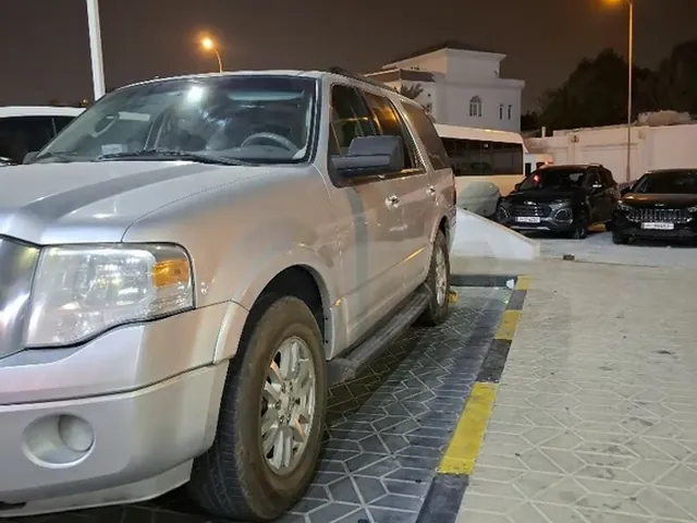 Photo of 2014 Ford Expedition XLT