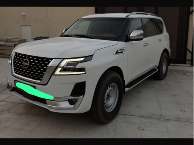 صورة 2014 نيسان باترول LE