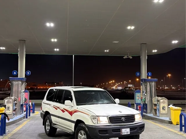 Photo of 2001 Toyota Land Cruiser GXR