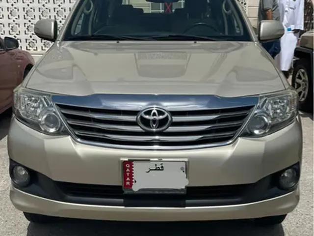 Photo of 2015 Toyota Fortuner SR5