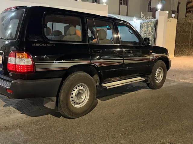 Photo of 2006 Toyota Land Cruiser GX