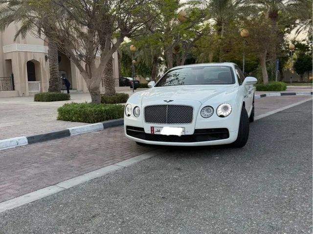 Photo of 2016 Bentley Continental GTC V8