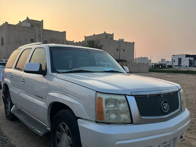 Photo of 2006 Cadillac Escalade IQ
