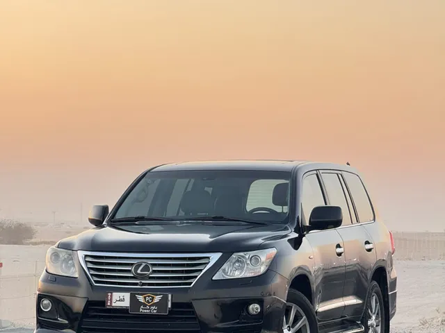 صورة 2009 لكزس LX 570