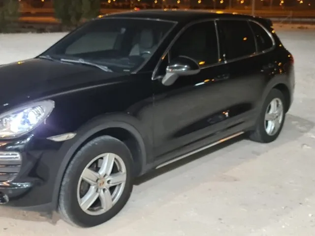 Photo of 2013 Porsche Cayenne S