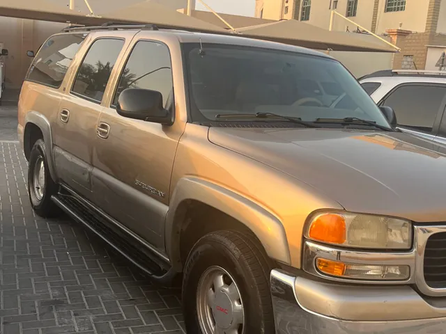 صورة 2002 جي إم سي سبربان
