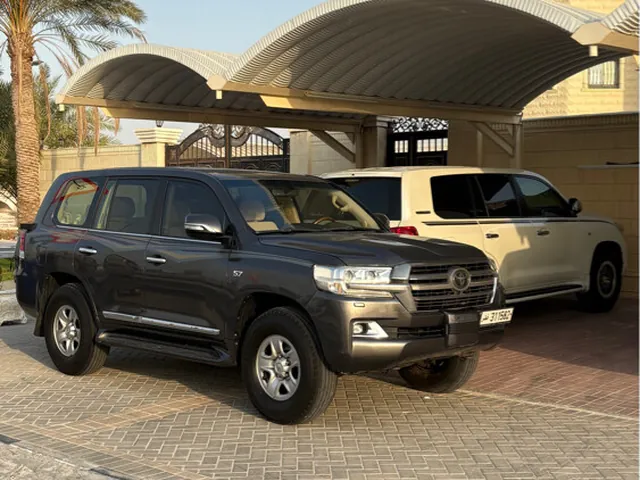 Photo of 2016 Toyota Land Cruiser VXR