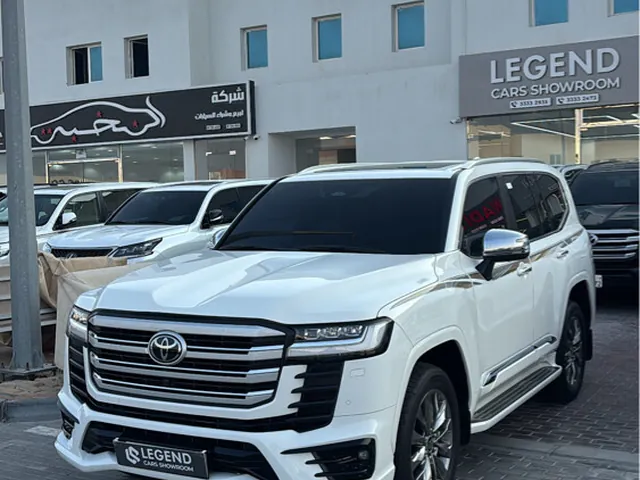 Photo of 2025 Toyota Land Cruiser VXR