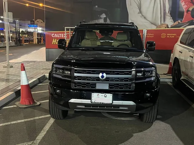 Photo of 2027 Denza B5
