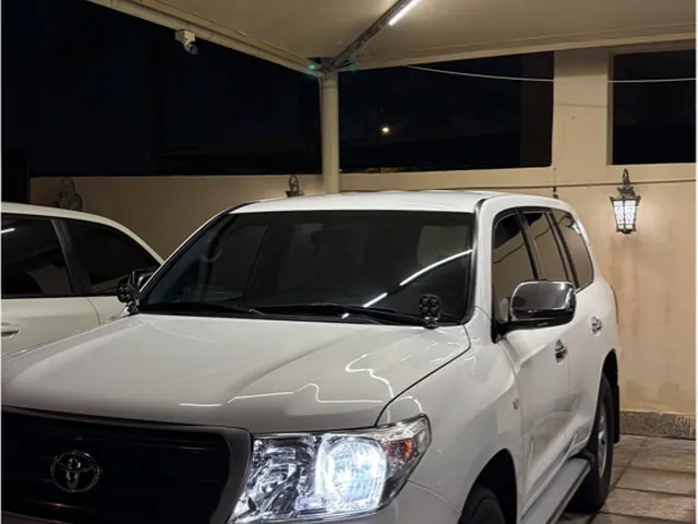 Photo of 2008 Toyota Land Cruiser G