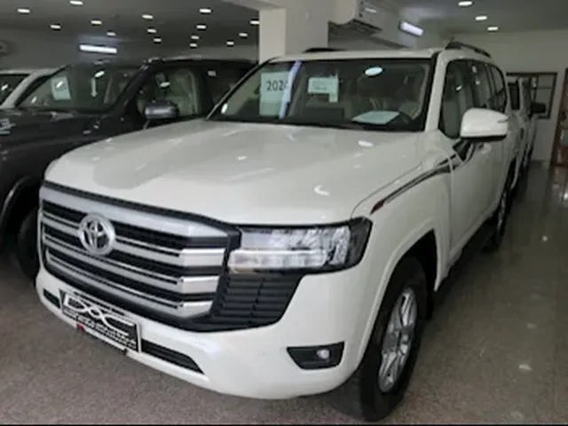 Photo of 2024 Toyota Land Cruiser GXR