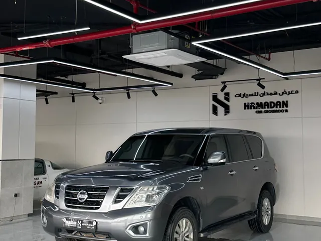 صورة 2015 نيسان باترول SE
