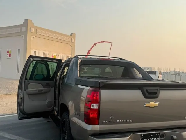 صورة 2008 شيفروليه أفالانش LTZ