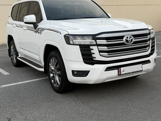 Photo of 2022 Toyota Land Cruiser GXR