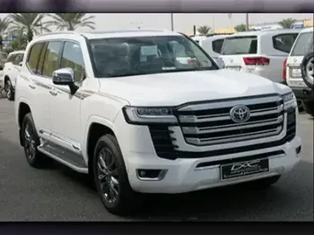 صورة 2024 تويوتا لاند كروزر VXR