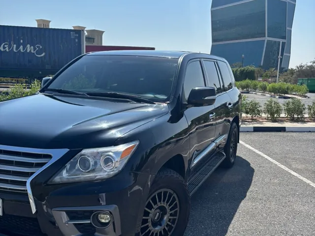 Photo of 2009 Lexus LX 570