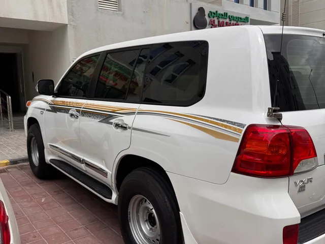 Photo of 2013 Toyota Land Cruiser VXR