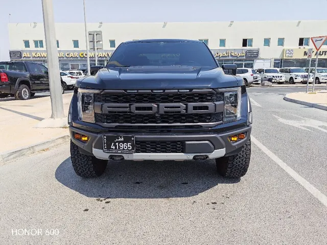صورة 2022 فورد F-150 رابتور
