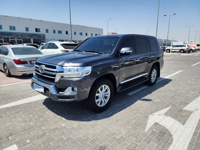 Photo of 2020 Toyota Land Cruiser GXR