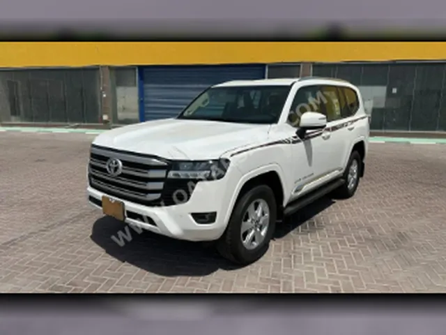 Photo of 2025 Toyota Land Cruiser GXR