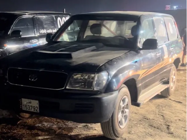 Photo of 2000 Toyota Land Cruiser G
