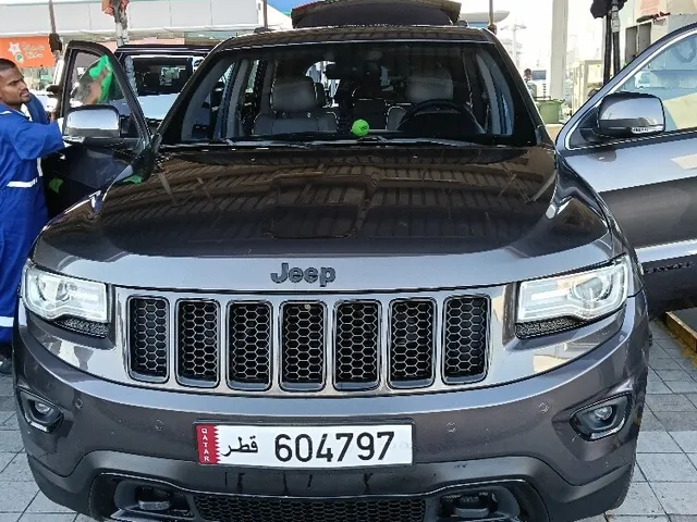 صورة 2015 جيب جراند شيروكي ليميتد