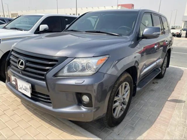 صورة 2013 لكزس LX 570