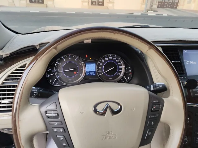 صورة 2014 إنفينيتي QX80