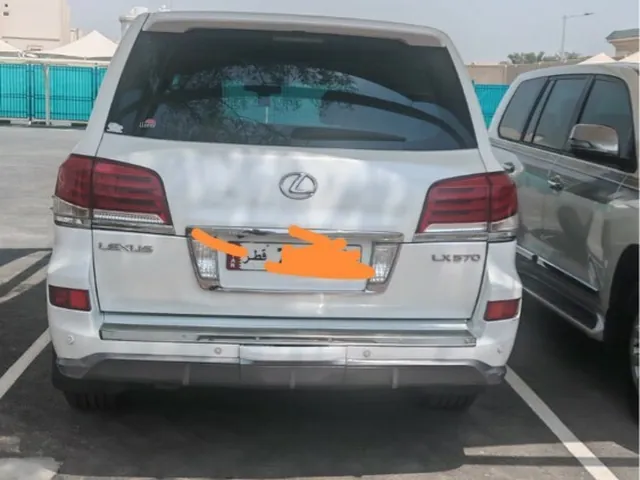 Photo of 2010 Lexus LX 570