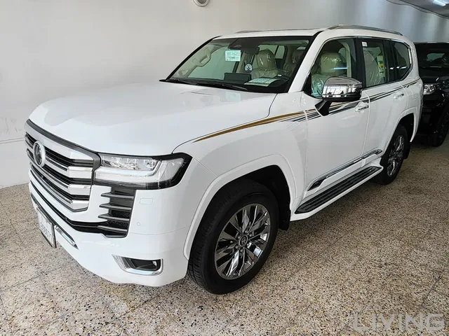 Photo of 2026 Toyota Land Cruiser VXR