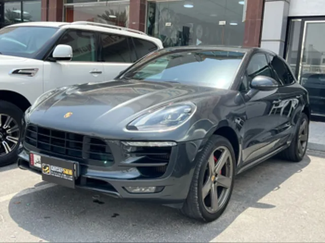 صورة 2017 بورش ماكان GTS