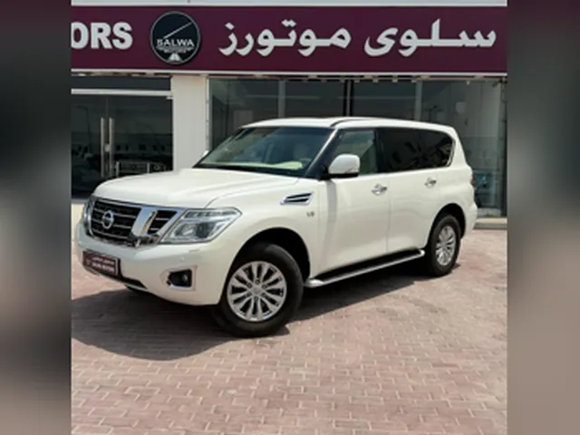 صورة 2015 نيسان باترول SE