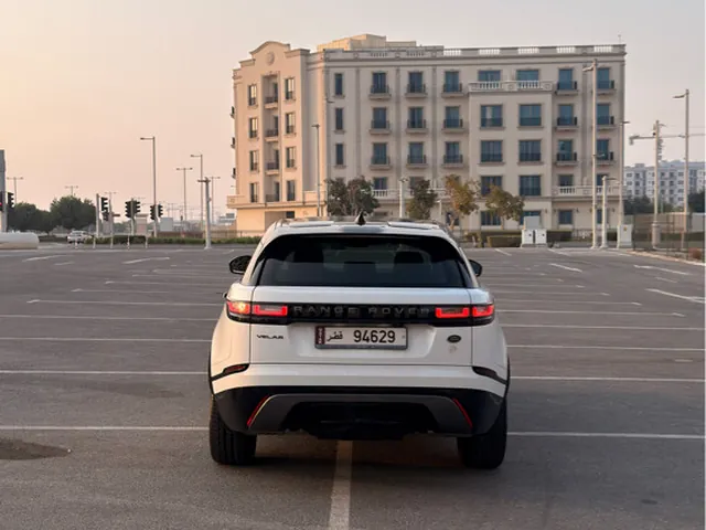 Photo of 2022 Range Rover Velar R-Dynamic