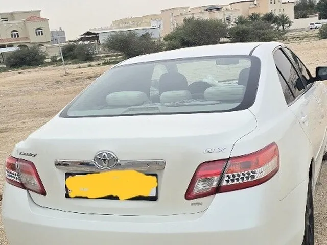 صورة 2010 تويوتا كامري GL