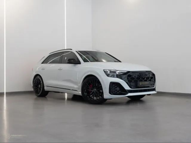 Photo of 2025 Audi Q8 S-Line