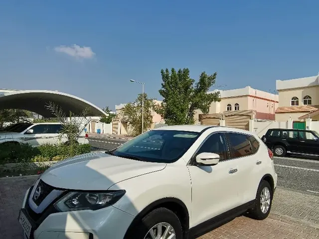 صورة 2020 نيسان اكس-تريل SL