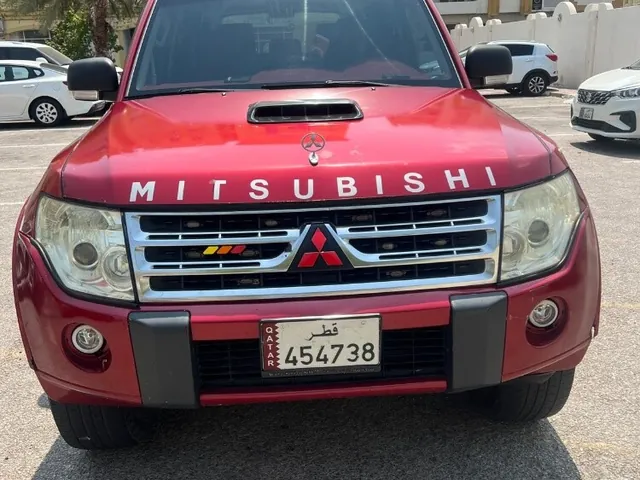 Photo of 2011 Mitsubishi Pajero GLS