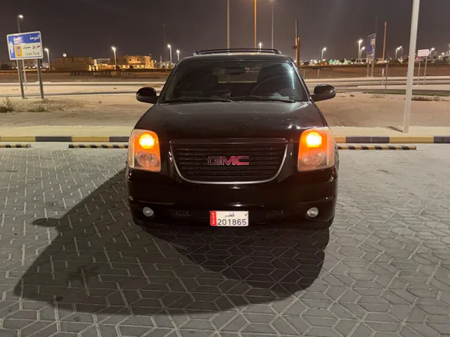 Photo of 2008 GMC Yukon Denali