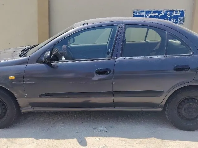 صورة 2002 نيسان صني