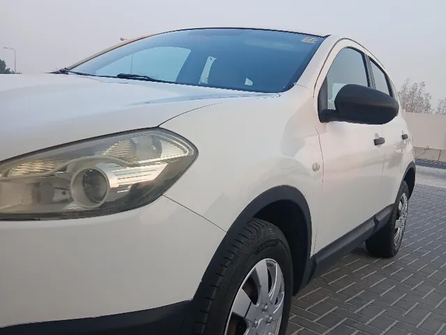 Photo of 2012 Nissan Qashqai SE