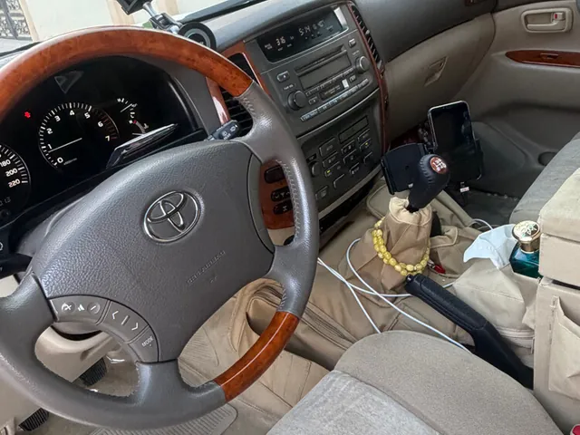 Photo of 2007 Toyota Land Cruiser VXR