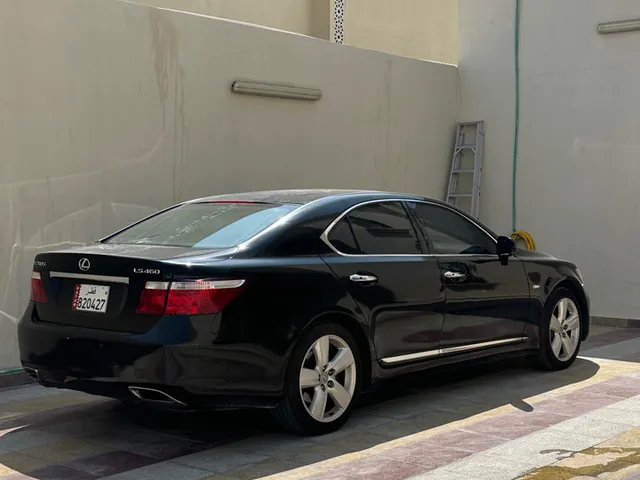Photo of 2023 Lexus LX 470