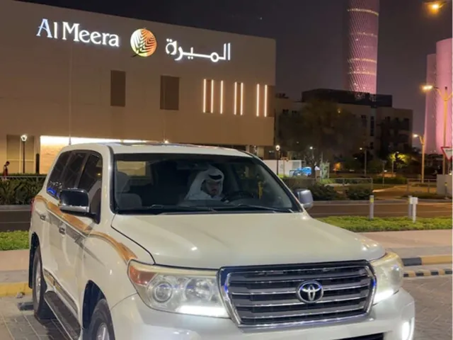 صورة 2008 تويوتا لاند كروزر VXR