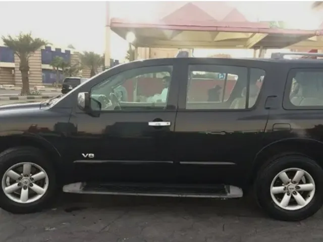 Photo of 2015 Nissan Armada SE